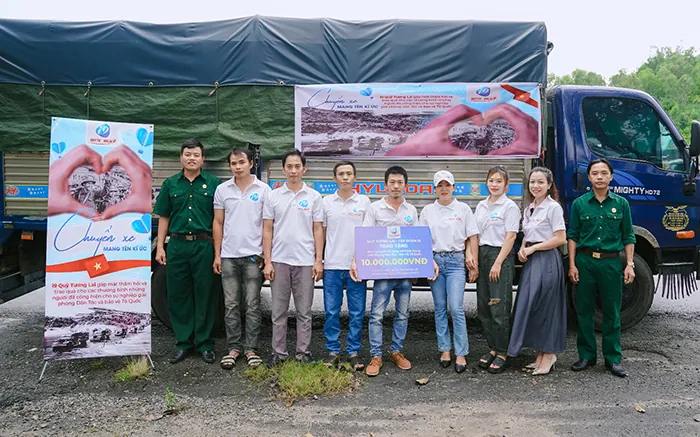 Biểu tượng hỗ trợ khách hàng 24/7, thể hiện dịch vụ chuyên nghiệp của e e88.